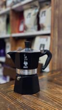 موکاپ 3 کاپ بیالتی اورجینال ایتالیا