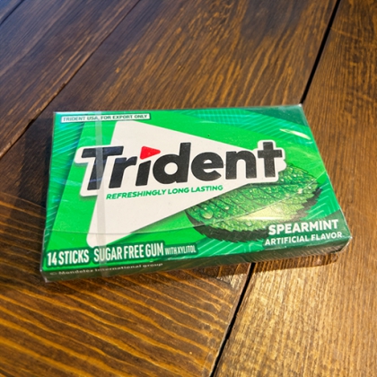 بسته 14 عددی آدامس نعنایی بدون شکر تریدنت Trident